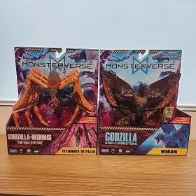 35219 PLAYMATES TOYS Godzilla Kong Empire Rodan Titanus