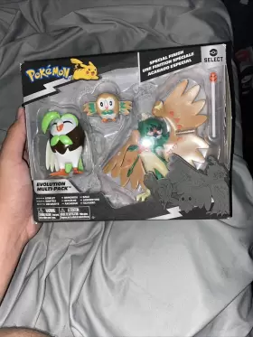 86955153 POKEMON Pok Select Evolution Multipack Rowlet Action