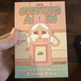 931571030049 POP MART Crybaby Crying Card Holder Blind Box