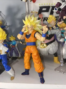 RL002 RED BOLT X LION HEART STUDIOS Studio Beast Deities Goku