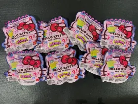 887961921717 SANRIO CO. LTD Set Hello Kitty Friends Minis #3