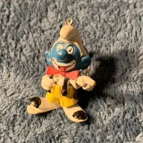 20033 SCHLEICH Clown Smurfs Keychain Figure Toy Peyo Hong
