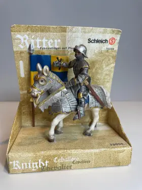 658183700080 SCHLEICH Knight Chevalier Standard Bearer Horse