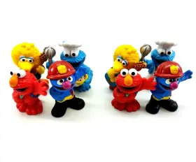 630509829521 SESAME STREET Neighborhood Figurines Classic