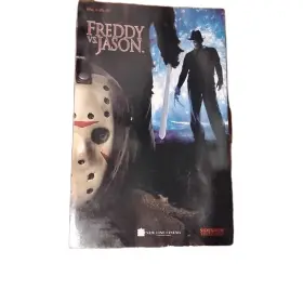 7305 SIDESHOW COLLECTIBLES Freddy Action Figure Vs Jason