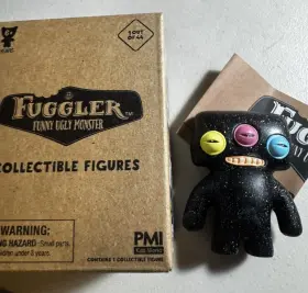 810128426060 SPIN MASTER Fuggler Ugly Monster Collectible Box