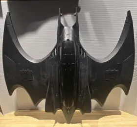 GMLCBR4 SPIN MASTER Batman Batwing Flash Wingspan Target