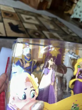 Shirt TOPPER Tangled King Queen Rapunzel Flynn Playset Figure #2