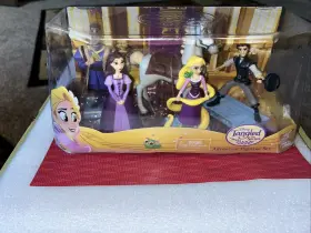 Shirt TOPPER Tangled King Queen Rapunzel Flynn Playset Figure