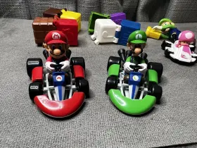 397628 SUPER MARIO Nintendo Kart Luigi Racer Blocks Figure #2