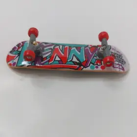 20024401 TECH DECK Dgk Dirty Ghetto Kids Graffiti Fingerboard