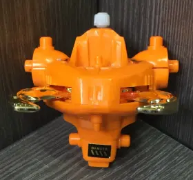 069133053048 TOMY Starriors Claw Gut Chest