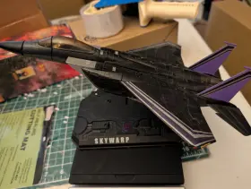 852277040520 TOMY Takara Transformers Masterpiece Skywarp