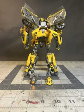 MPM-03 TOMY Transformers Bumblebee Action Figure #3