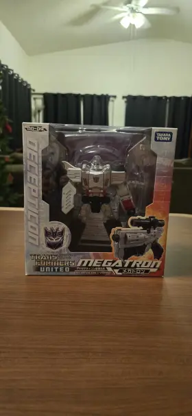 UN-09 TOMY Transformers United Megatron Takara Generations
