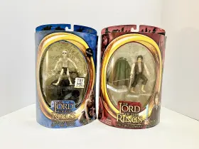 035112811534 TOY BIZ Frodo Light Up Sting Sword Gollum Sound