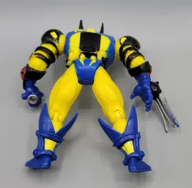 43270 TOY BIZ Marvel Men Space Wolverine Figure #3