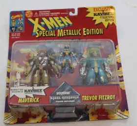035112496403 TOYBIZ Men Metallic Maverick Trevor Fitzroy Set
