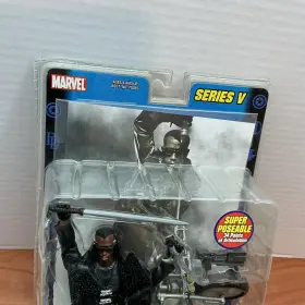 086892703915 TOYBIZ Marvel Legends Blade Wesley Snipes Bike #2