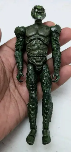 43771 TOYBIZ Movie Battle Ravaged Goblin Loose Action Figure