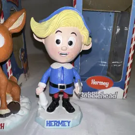 617885606076 TOYSITE Rudolph Nosed Reindeer Hermey Bobblehead #3