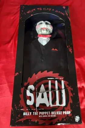 ARDA100 TRICK OR TREAT STUDIOS Saw Billy Puppet Deluxe Prop