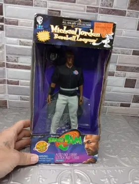 043377176800 WARNER BROS Wb Michael Jordan Space Jam Triple