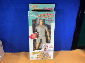 84603 WILD REPUBLIC Steve Irwin Talking Action Figure Zoo