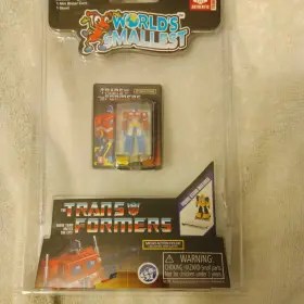 810010990204 WORLDS SMALLEST Transformers Optimus Prime Micro
