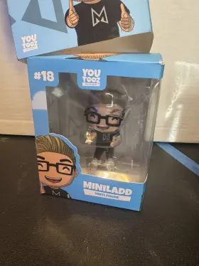 695277736693 YOUTOOZ Mini Ladd Figure Collectible #2