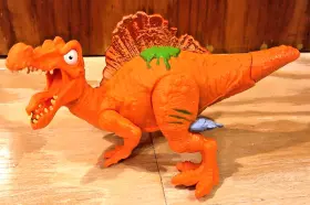6878 ZURU Smashers Dino Light Up Spinosaurus Dinosaur Toys
