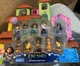 Disney Encanto 21918 Mi Familia 12 Mini Figure Set