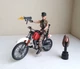 NECA CUSTOM* Terminator 2 " SARAH CONNER "Figure & BIKE All Accessories Included