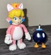 Jakks Super Mario 4"&nbsp;World of Nintendo Cat Princess Peach Figure w/Bomb 💣