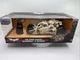 Jada Toys 1: 24 Scale The Dark Knight Batmobile Die-cast Vehicle with Batman