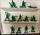 Disney Pixar Toy Story Bucket O Soldiers 12 Green Army Men - Loose - Pre-owned