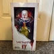 Mezco-Living Dead Dolls - Pennywise the Clown IT 1990  * New / BOX DAMAGE