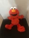 Hasbro Sesame Street Love to Hug Elmo 2018 Plush Toy English Talks&Sings JZ19