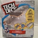 Tech Deck Finger Skateboard Plus D.I.Y Concrete Reusable Modeling Playset New 