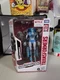 Hasbro Transformers Chromia Figure Deluxe Earthrise War for Cybertron