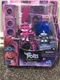 DreamWorks Trolls World Tour Rock CIty Bobble with 2 Figures