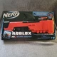 Nerf Roblox MM2 Shark Seeker Dart Blaster Shark-Fin Priming 3 Mega Darts
