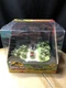 (1) JURASSIC PARK ENTRANCE DIORAMA W/ JEEP WRANGLER & FORD EXPLORER BY JADA -NEW